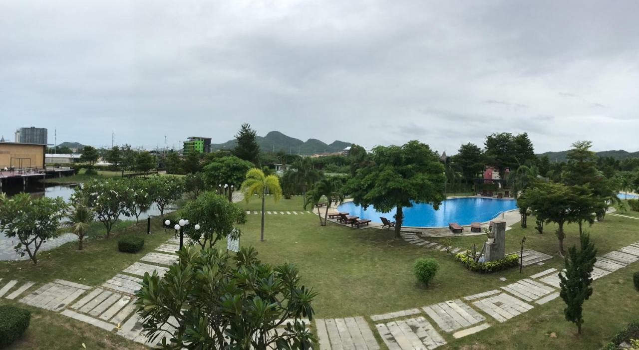The Pride Paradise Apartment Hua Hin Bagian luar foto